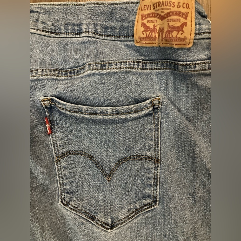 Levi’s 721 High Rise Skinny Jeans 22W